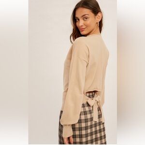 Back Tie Detailed Mocked Neck Sweater|Beige